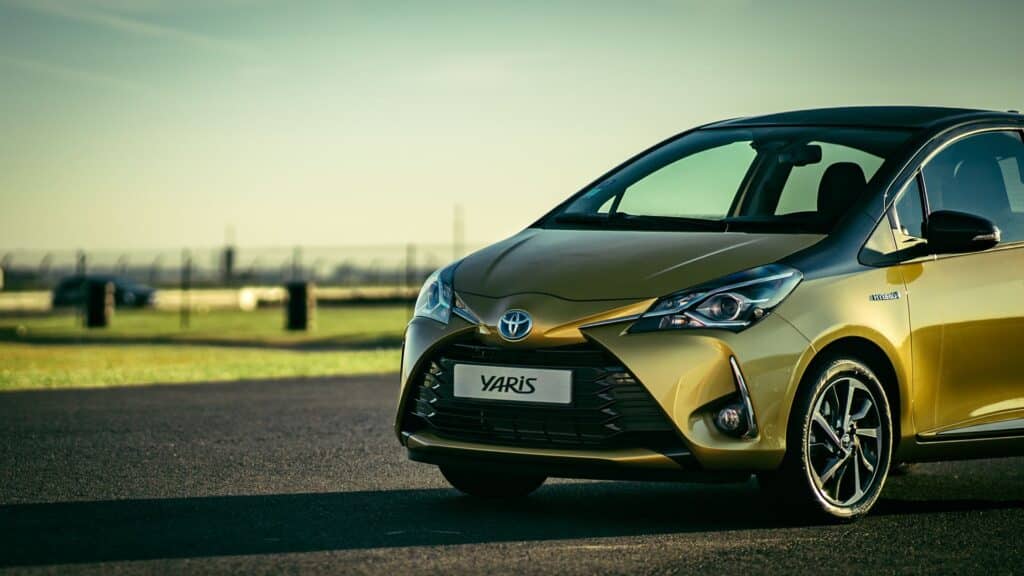 What Is a Hybrid Car and How Does It Work? Complete Guide